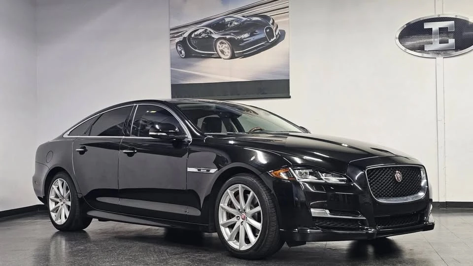 2018 Jaguar X351 XJ - Image 3 of 20