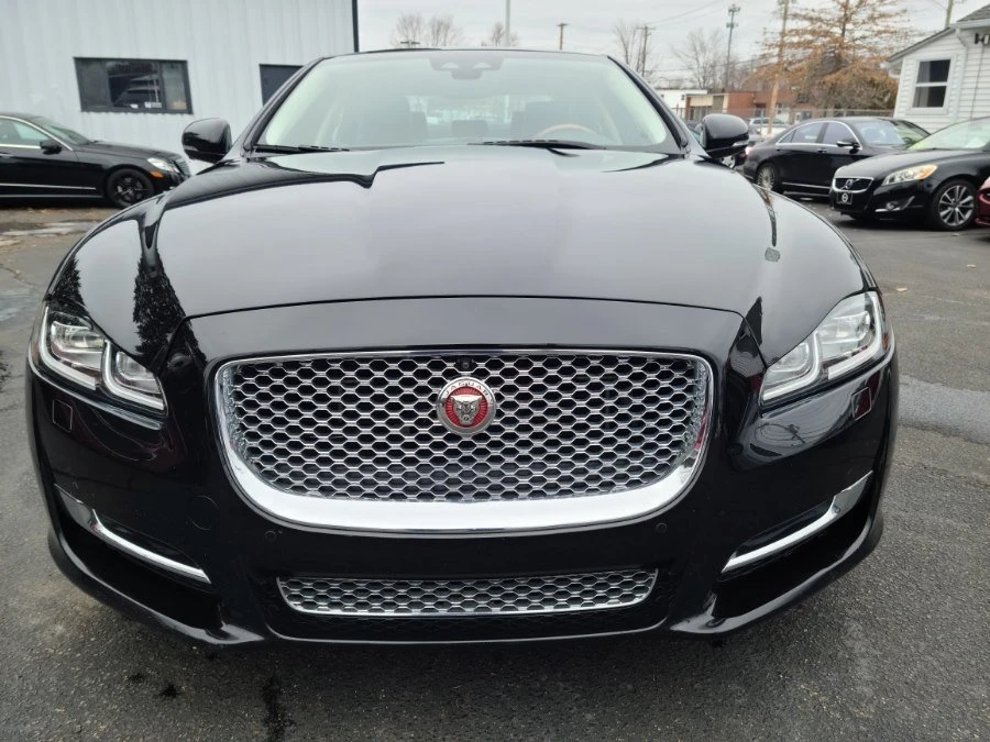 2018 Jaguar X351 XJ - Image 8 of 20