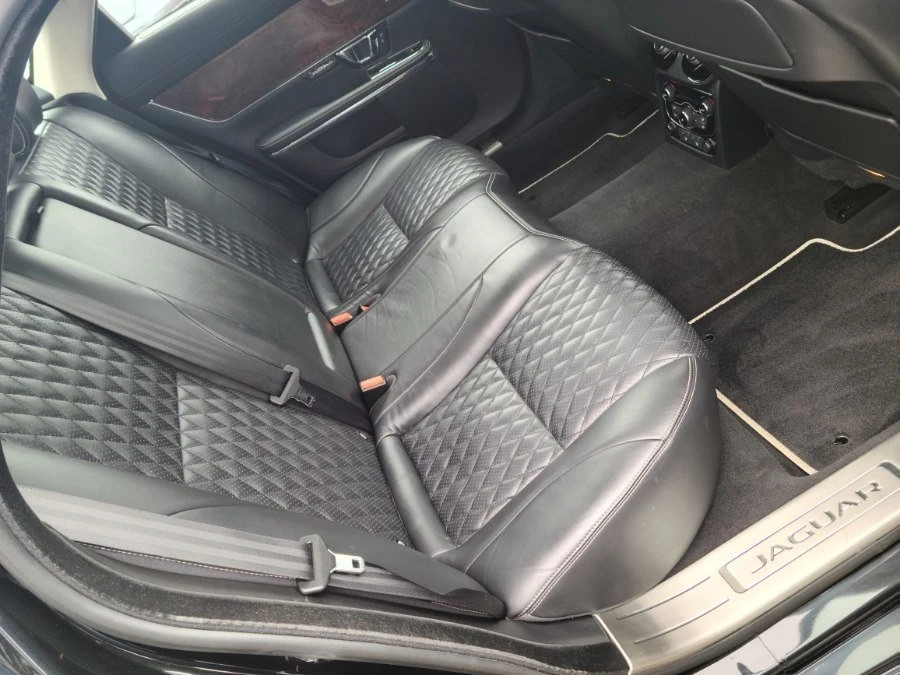 2018 Jaguar X351 XJ - Image 13 of 20