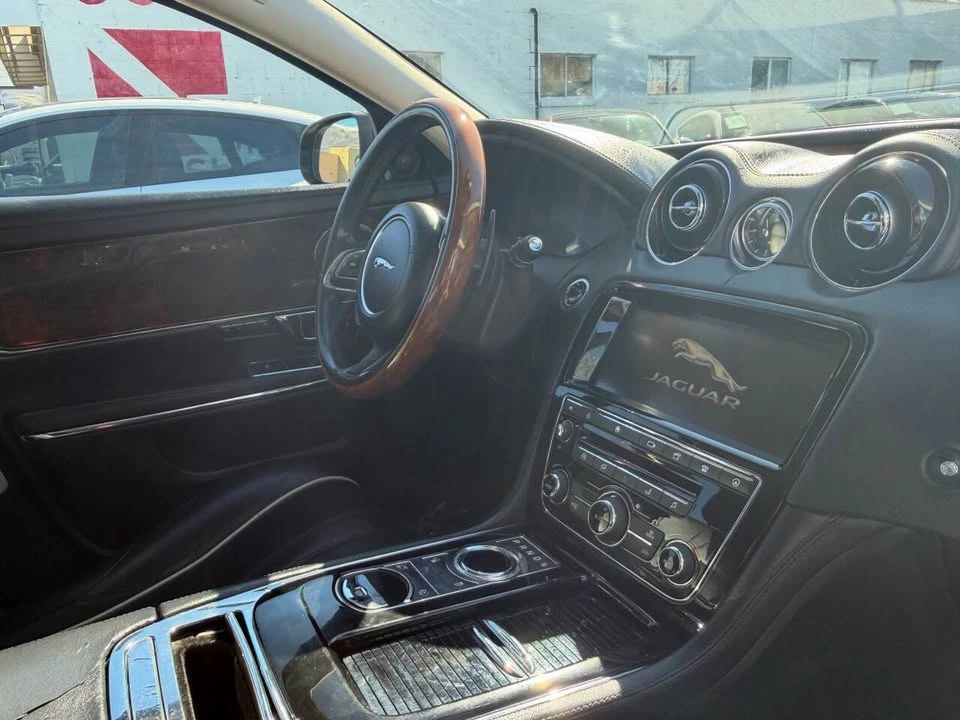 2018 Jaguar X351 XJR - Image 19 of 20