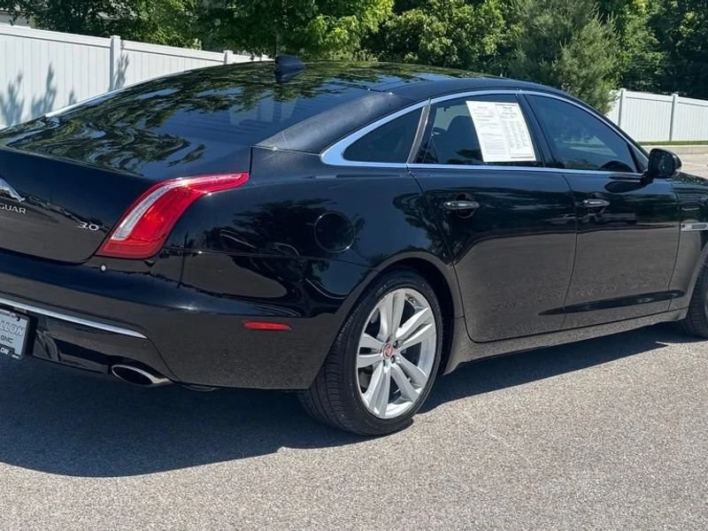 2018 Jaguar X351 XJ - Image 2 of 19