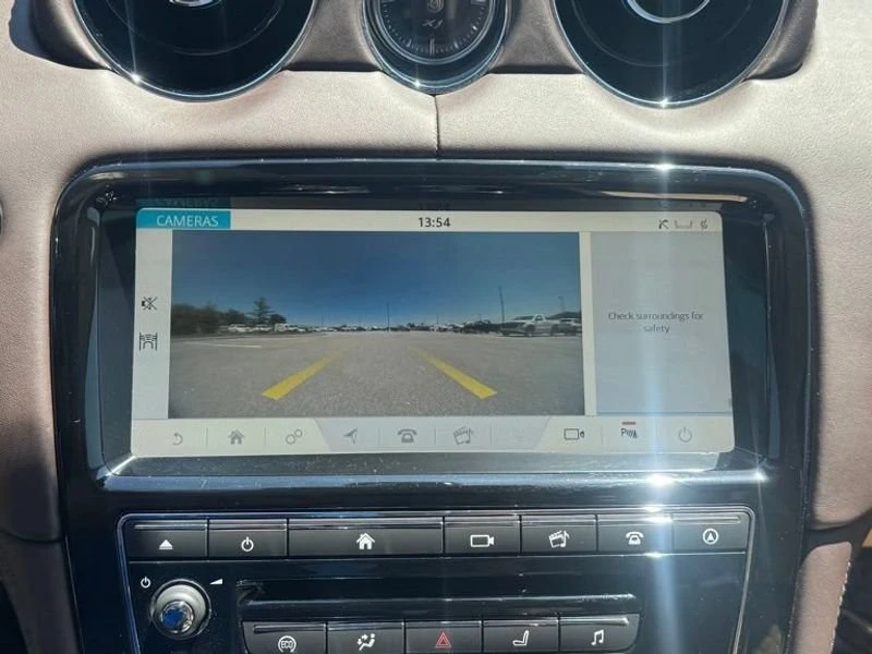 2018 Jaguar X351 XJ - Image 19 of 19