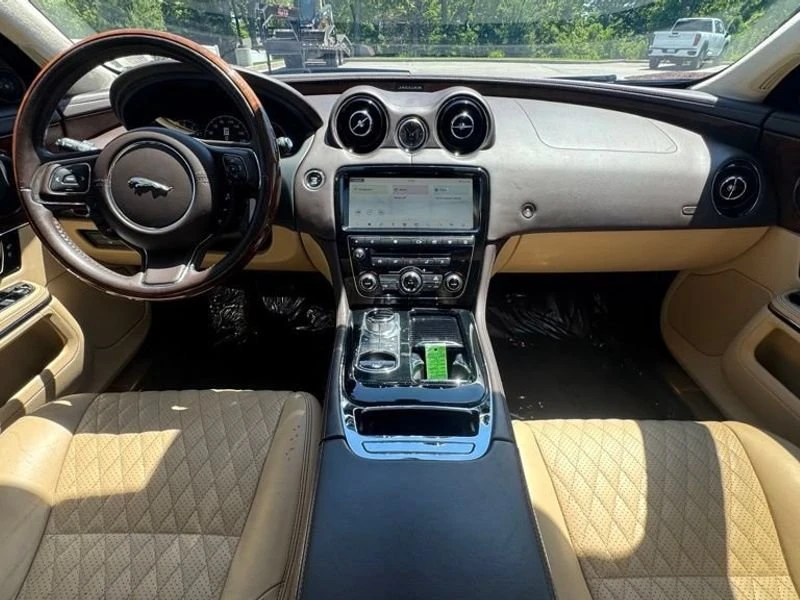 2018 Jaguar X351 XJ - Image 8 of 19