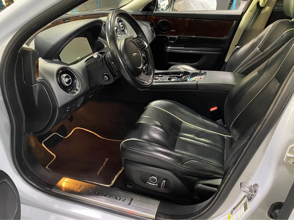 2018 Jaguar X351 XJR - Image 8 of 15