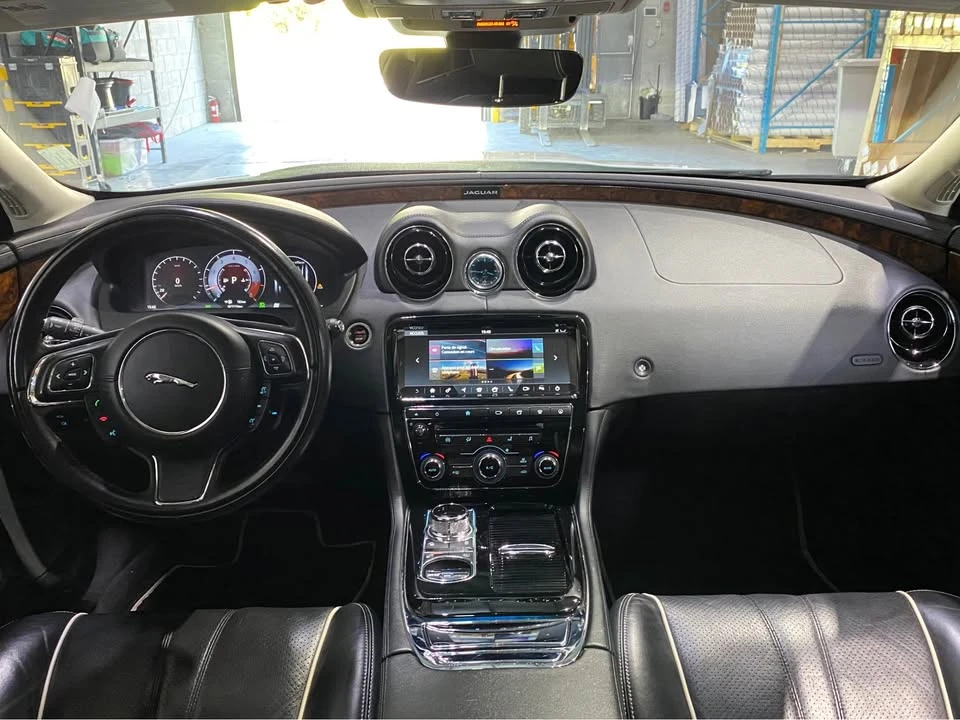 2018 Jaguar X351 XJR - Image 11 of 15