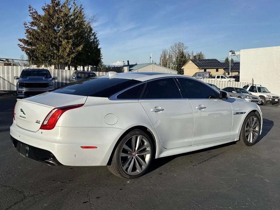2018 Jaguar X351 XJ - Image 3 of 5