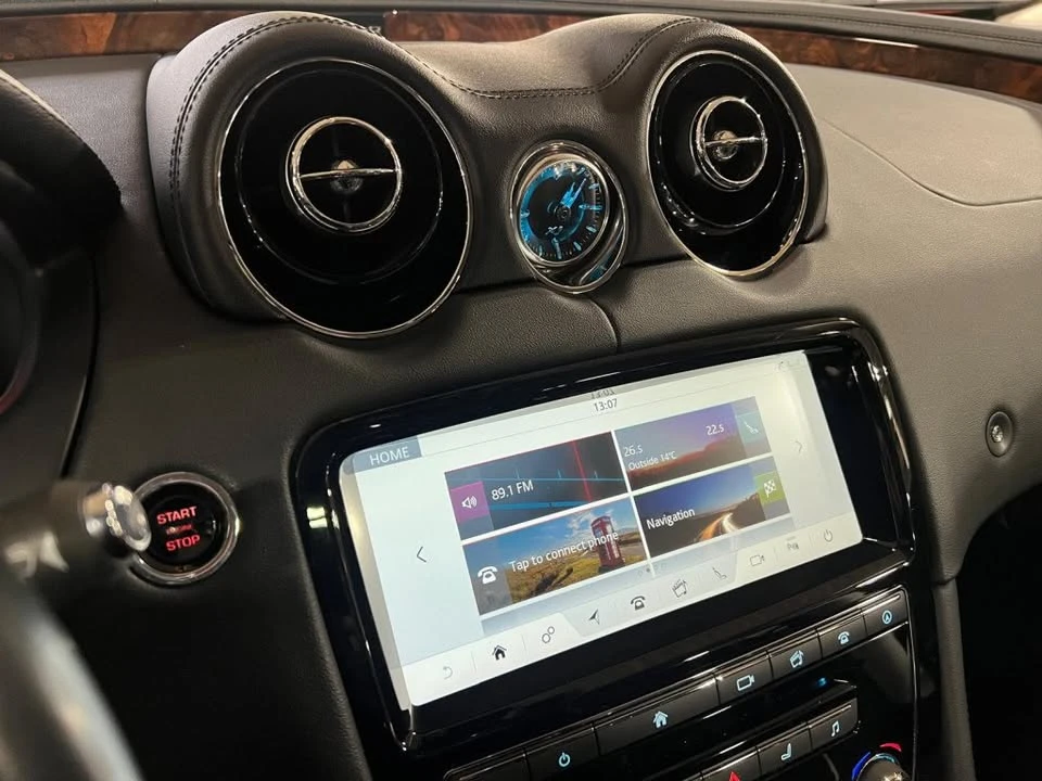 2018 Jaguar X351 XJ - Image 15 of 18