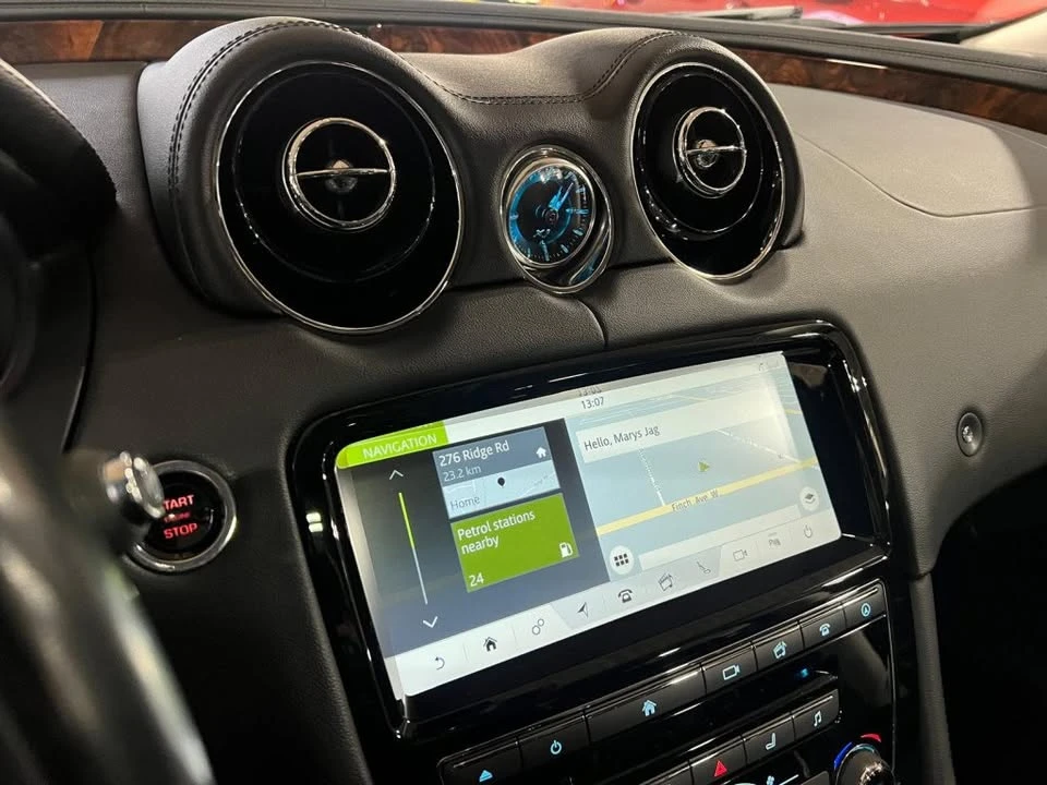 2018 Jaguar X351 XJ - Image 17 of 18