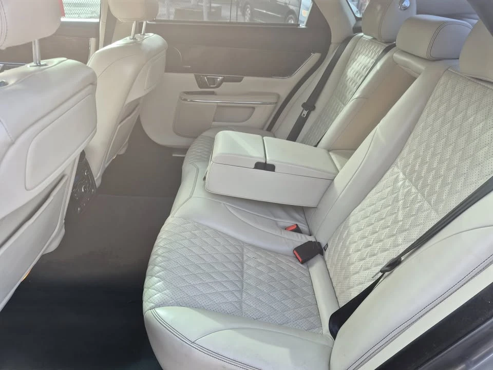 2018 Jaguar X351 XJ - Image 9 of 12