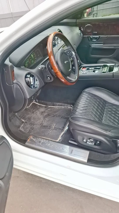 2018 Jaguar X351 XJR - Image 3 of 9