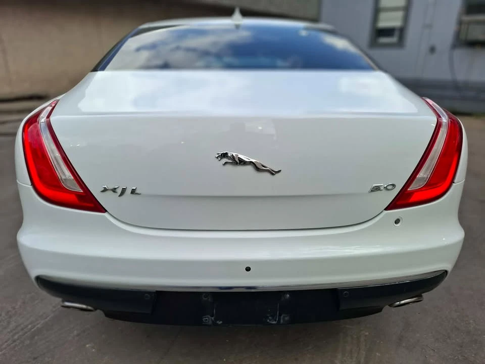 2018 Jaguar X351 XJR - Image 7 of 9