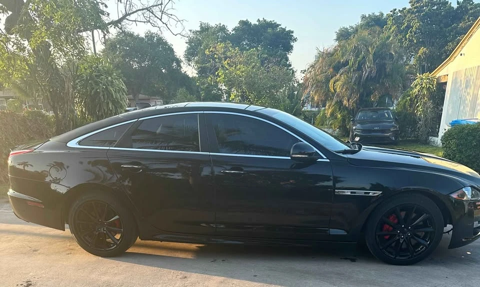 2018 Jaguar X351 XJR - Image 2 of 12
