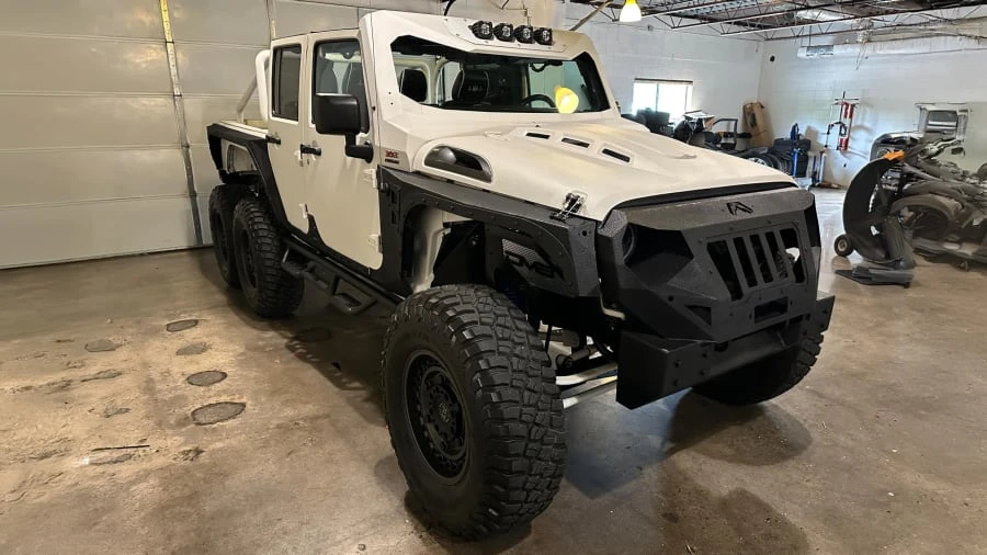 2018 Jeep Gladiator - Image 5 of 19