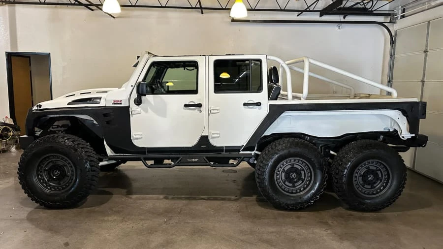 2018 Jeep Gladiator - Image 2 of 19