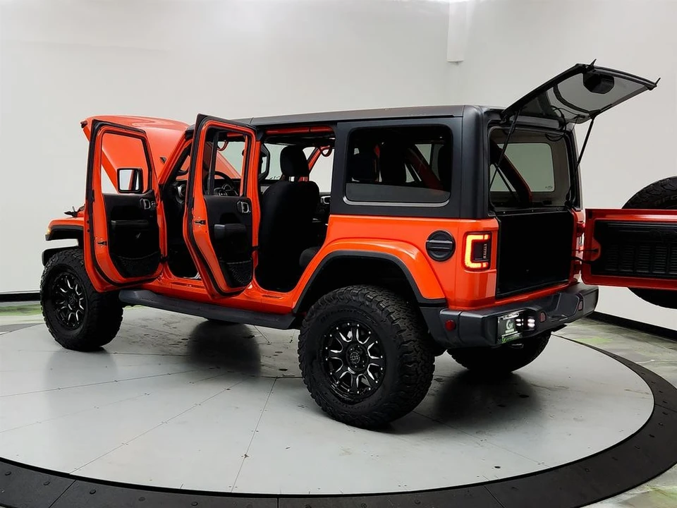 2018 Jeep JL Wrangler - Image 12 of 12