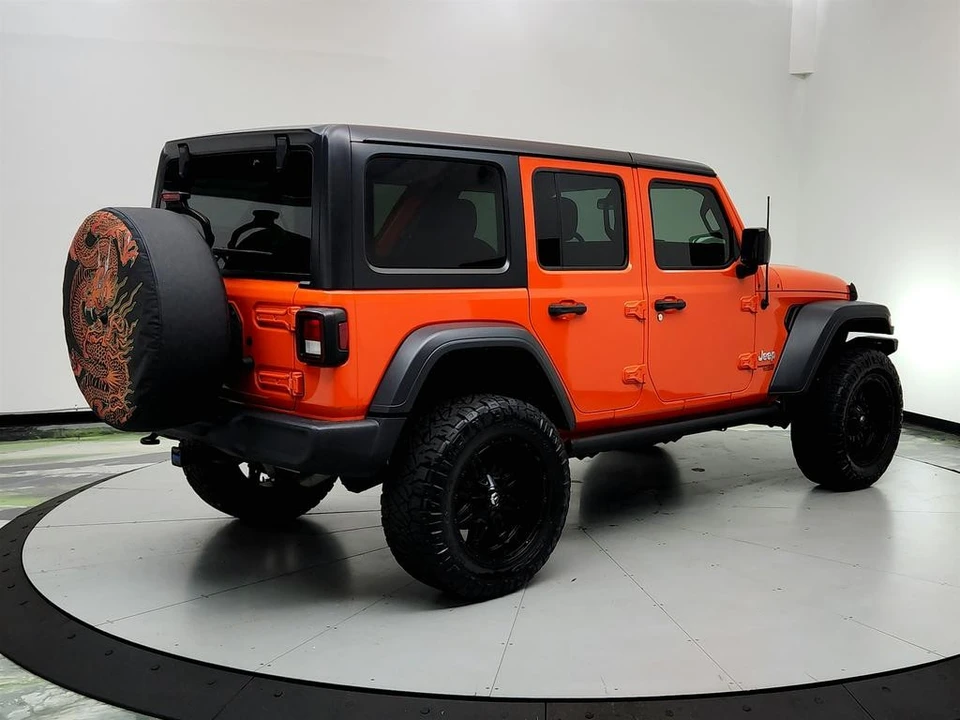 2018 Jeep JL Wrangler - Image 4 of 12