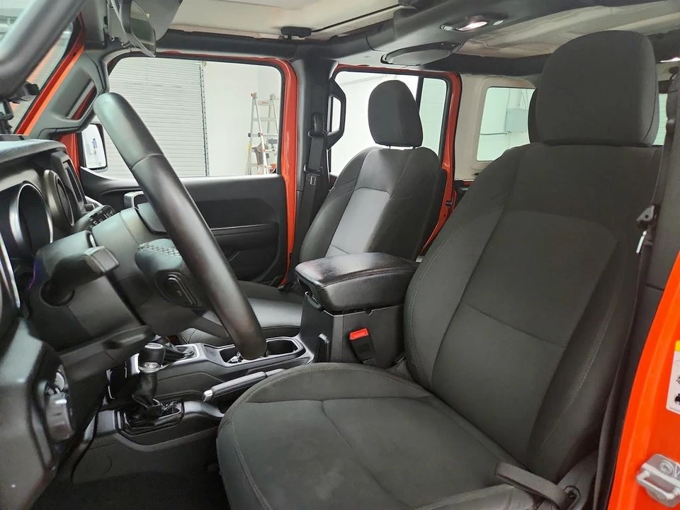 2018 Jeep JL Wrangler - Image 9 of 12