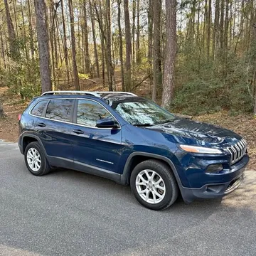2018 Jeep Cherokee Altitude Sport Utility 4D