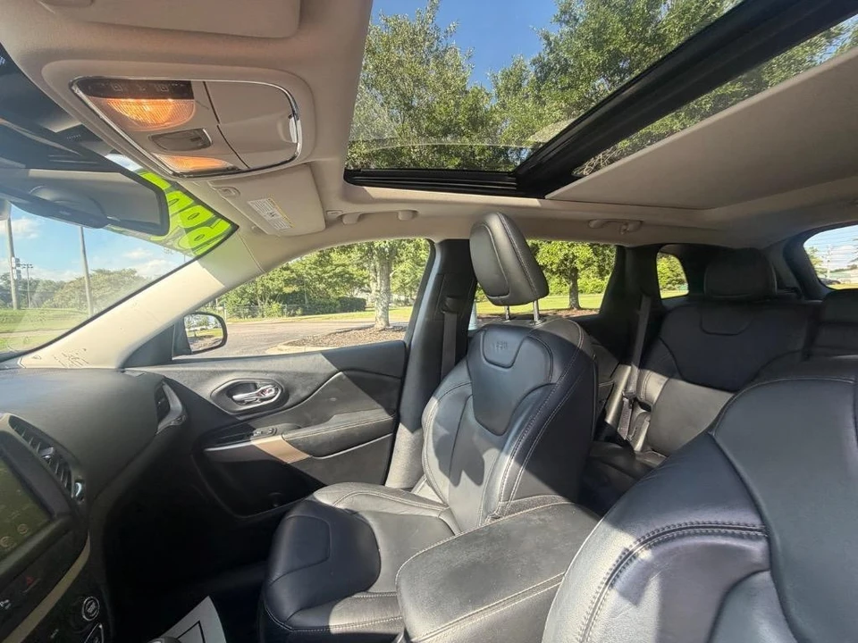 2018 Jeep KL Cherokee - Image 11 of 31