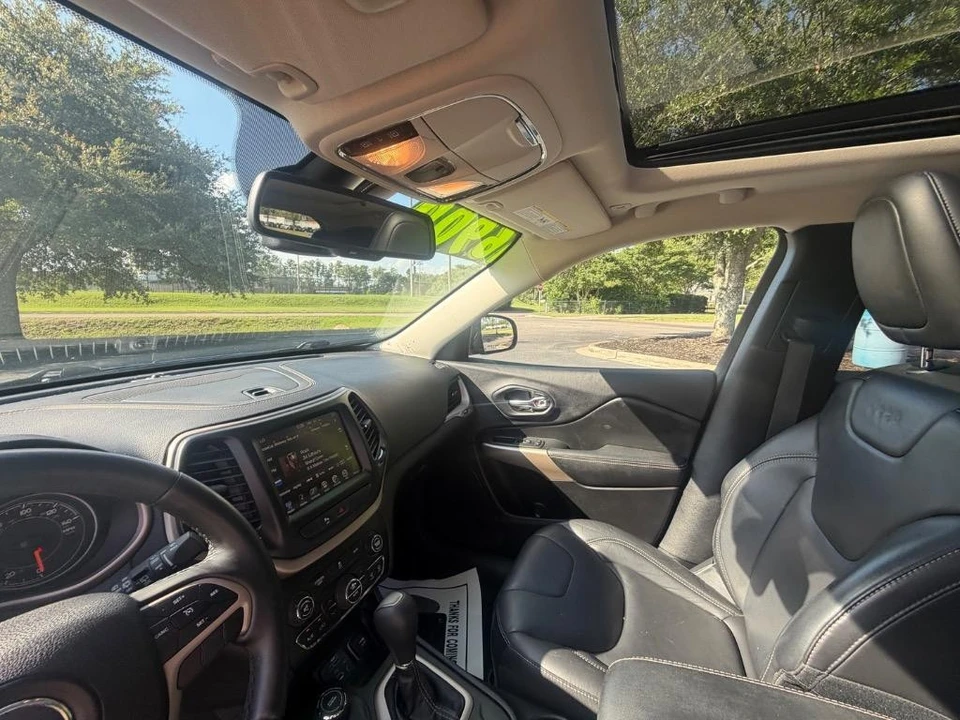 2018 Jeep KL Cherokee - Image 12 of 31