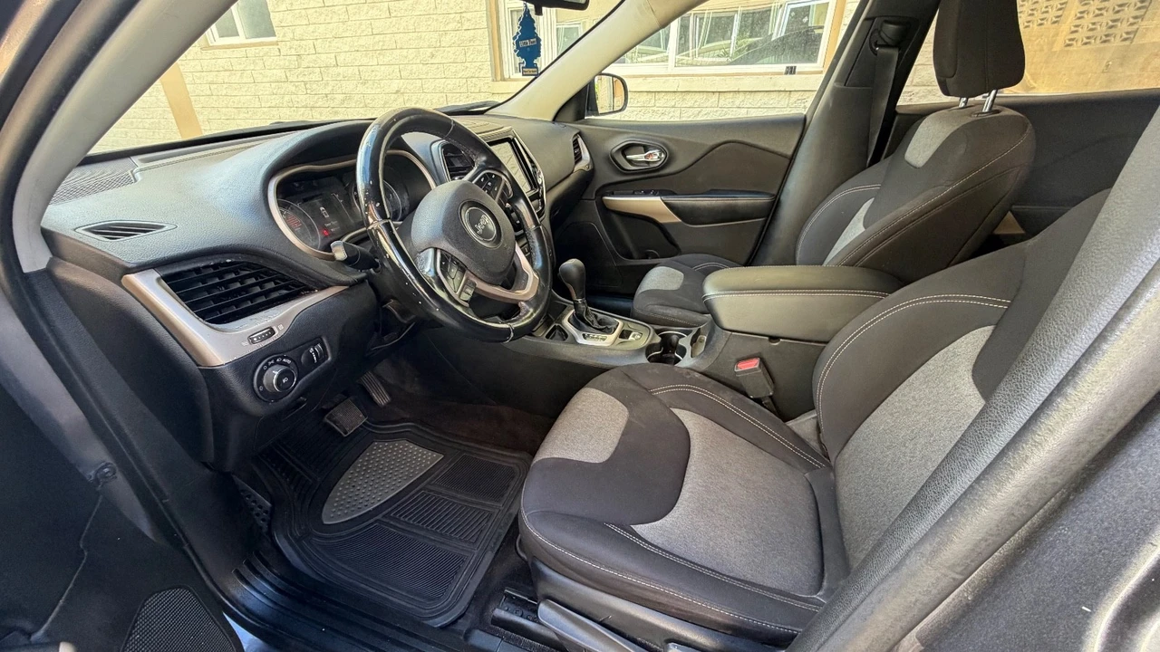 2018 Jeep KL Cherokee - Image 7 of 10