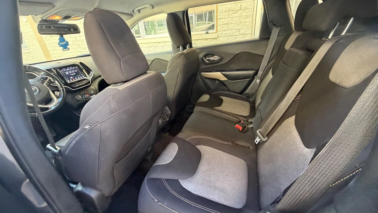 2018 Jeep KL Cherokee - Image 4 of 10