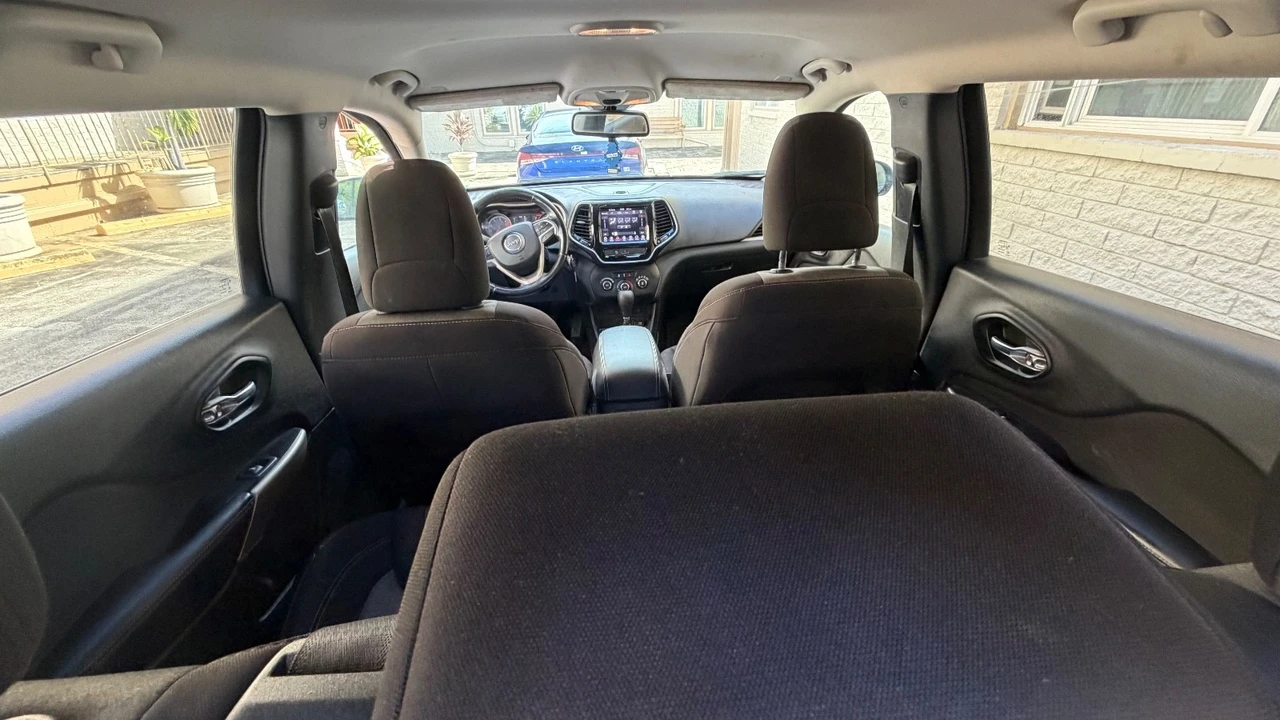 2018 Jeep KL Cherokee - Image 6 of 10