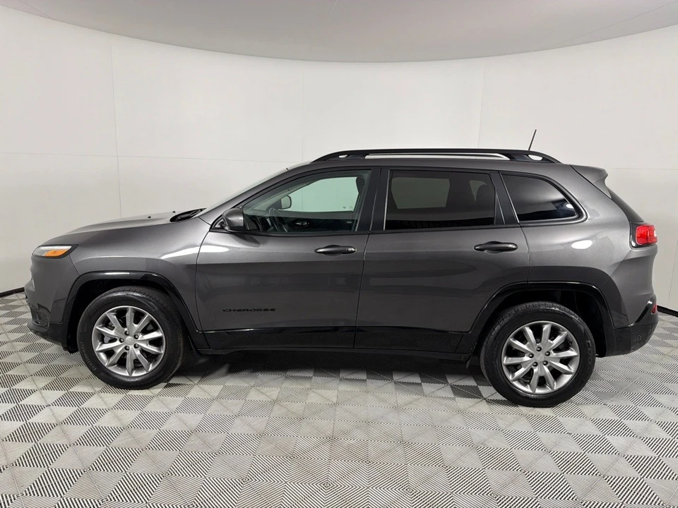 2018 Jeep KL Cherokee - Image 8 of 21