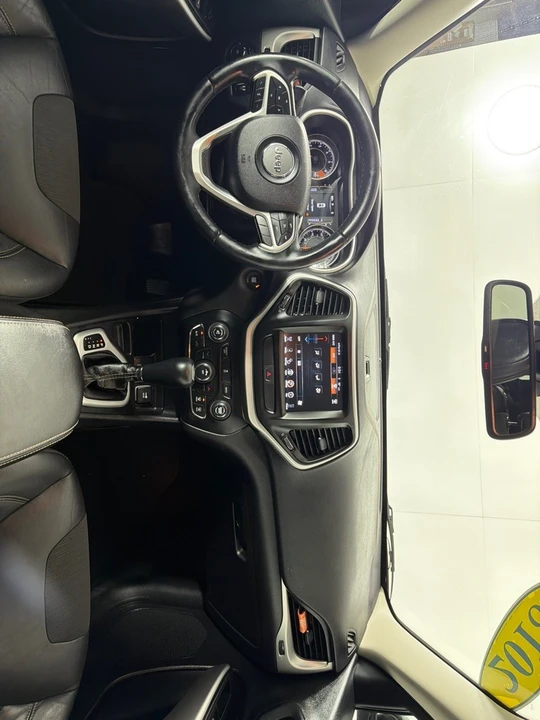 2018 Jeep KL Cherokee - Image 27 of 28