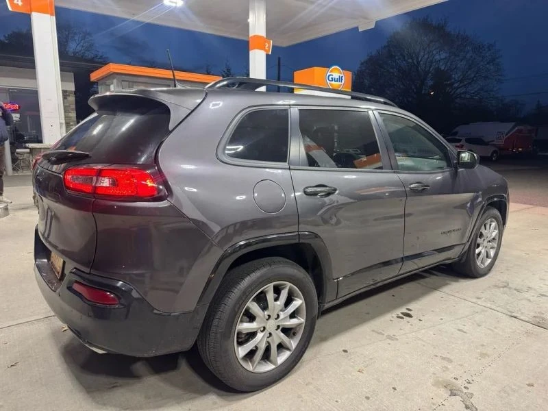 2018 Jeep KL Cherokee - Image 3 of 9