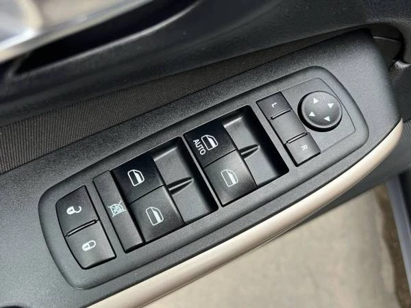 2018 Jeep KL Cherokee - Image 15 of 21