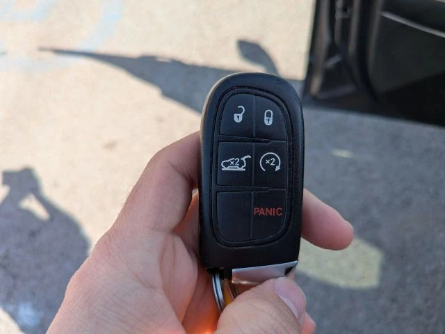 2018 Jeep KL Cherokee - Image 15 of 21
