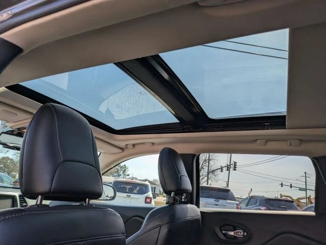 2018 Jeep KL Cherokee - Image 8 of 21
