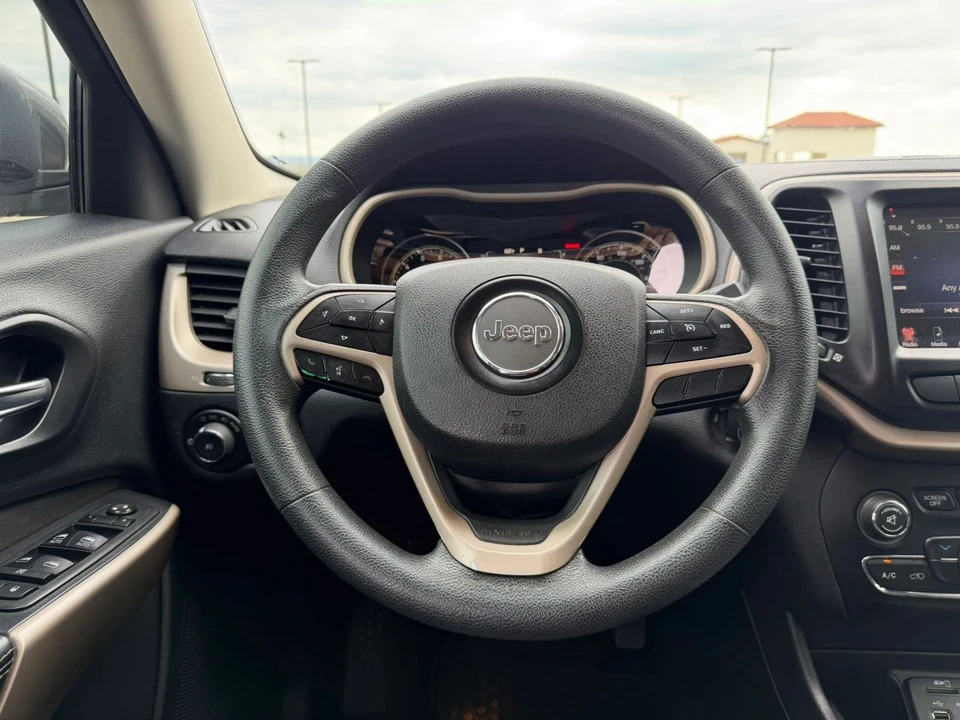 2018 Jeep KL Cherokee - Image 12 of 19