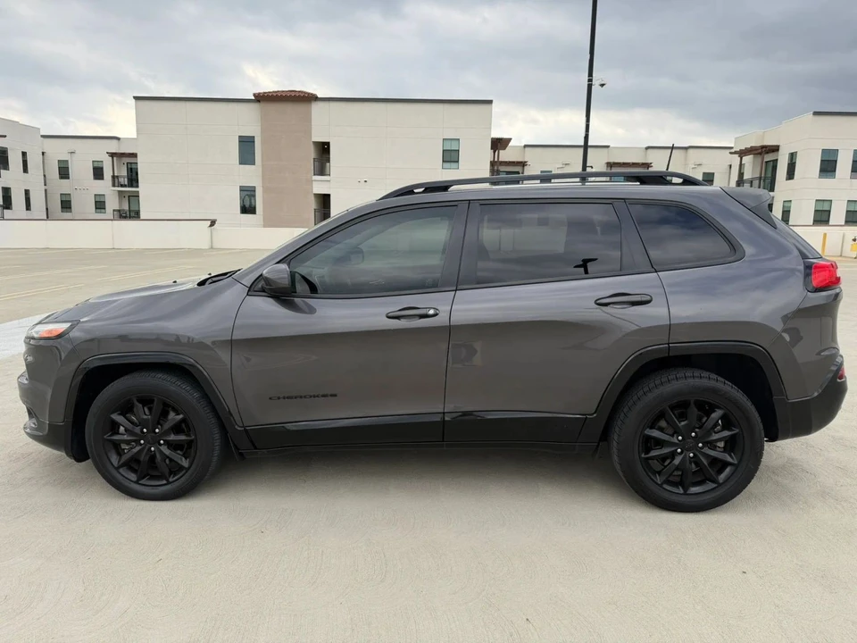 2018 Jeep KL Cherokee - Image 2 of 19
