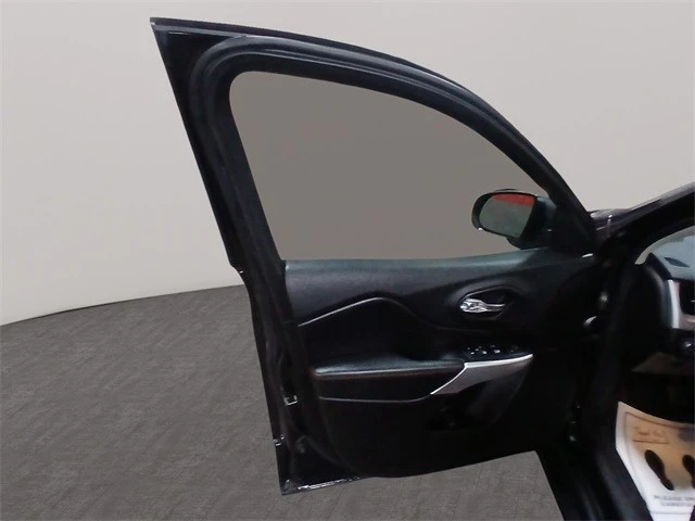 2018 Jeep KL Cherokee - Image 11 of 21