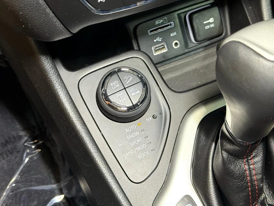 2018 Jeep KL Cherokee - Image 18 of 21