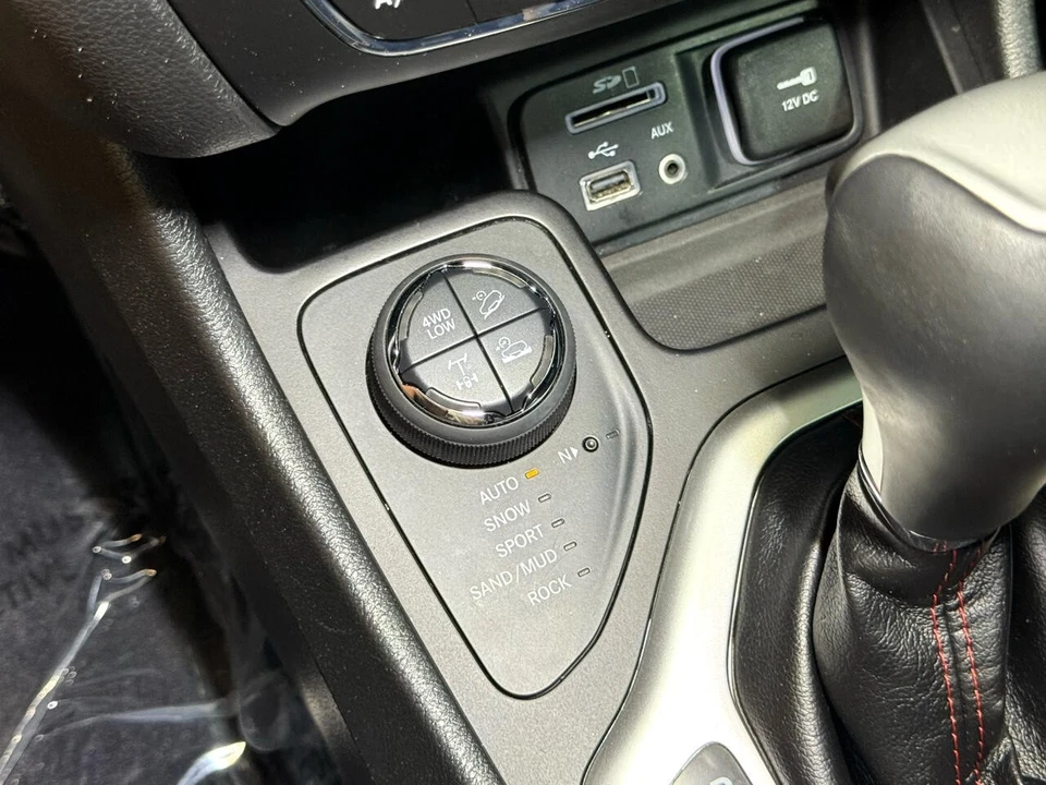 2018 Jeep KL Cherokee - Image 18 of 21