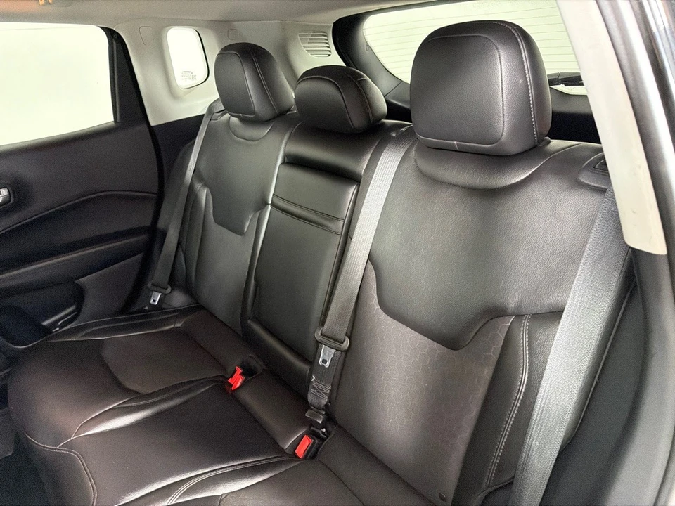 2018 Jeep Compass - Image 19 of 21