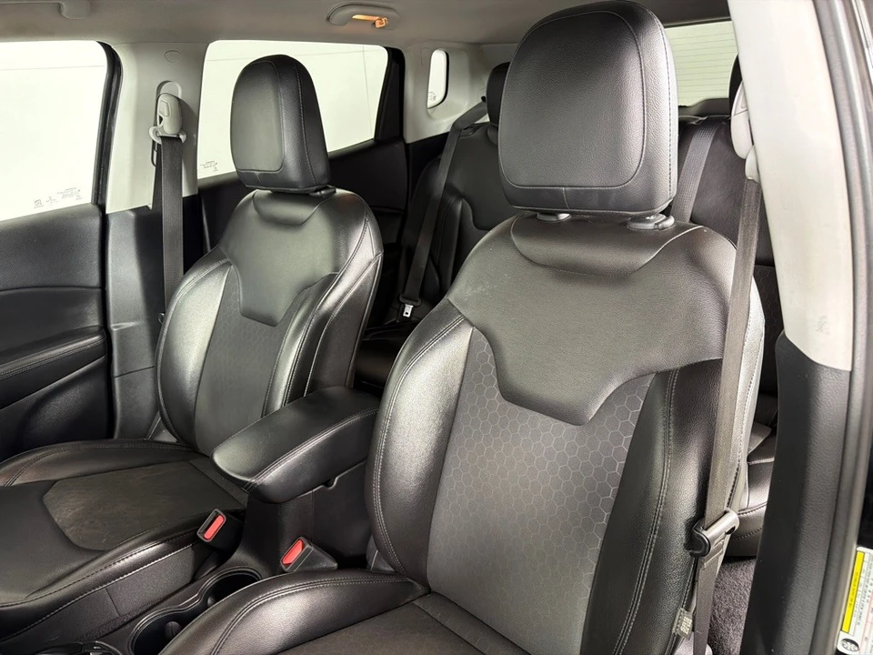 2018 Jeep Compass - Image 12 of 21