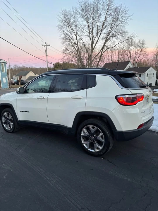 2018 Jeep Compass - Image 2 of 20