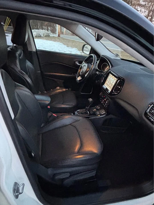 2018 Jeep Compass - Image 13 of 20