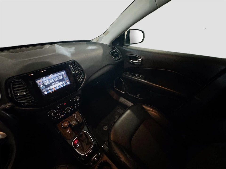 2018 Jeep Compass - Image 8 of 21