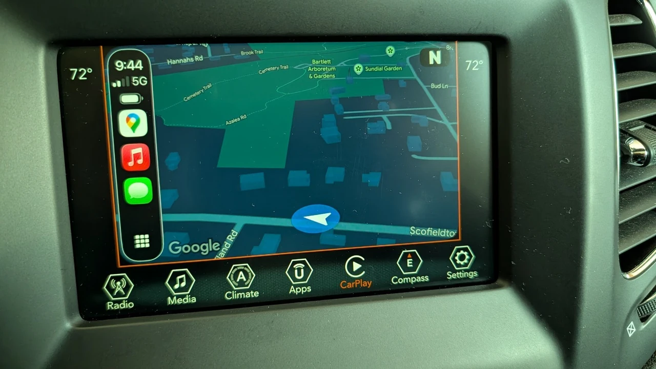 2018 Jeep Compass - Image 15 of 20