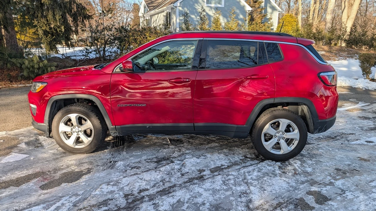 2018 Jeep Compass - Image 14 of 20