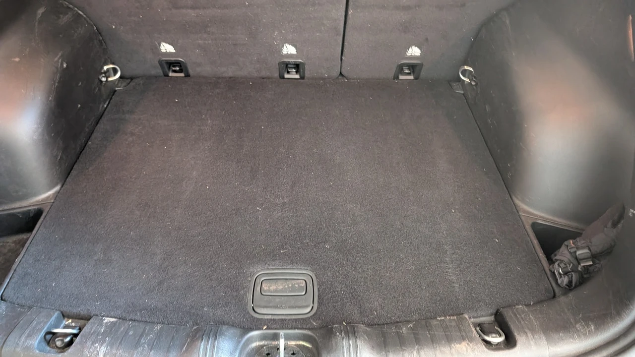 2018 Jeep Compass - Image 19 of 20