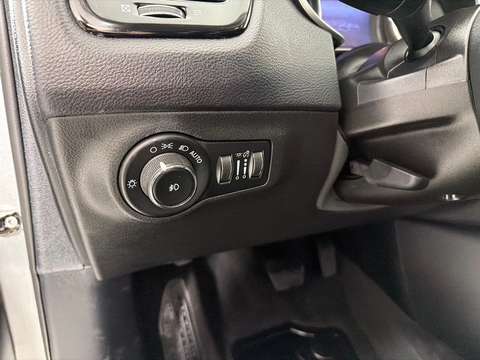 2018 Jeep Compass - Image 14 of 21