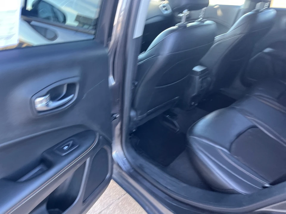2018 Jeep Compass - Image 17 of 21