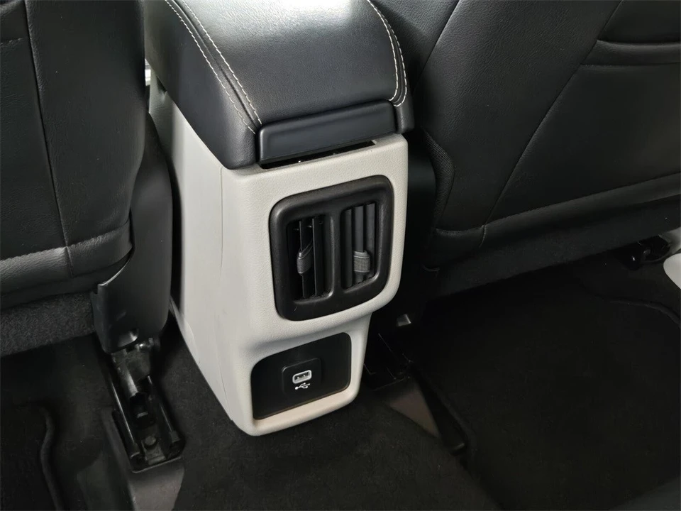 2018 Jeep Compass - Image 9 of 12