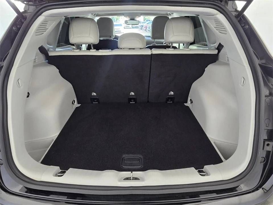 2018 Jeep Compass - Image 15 of 21